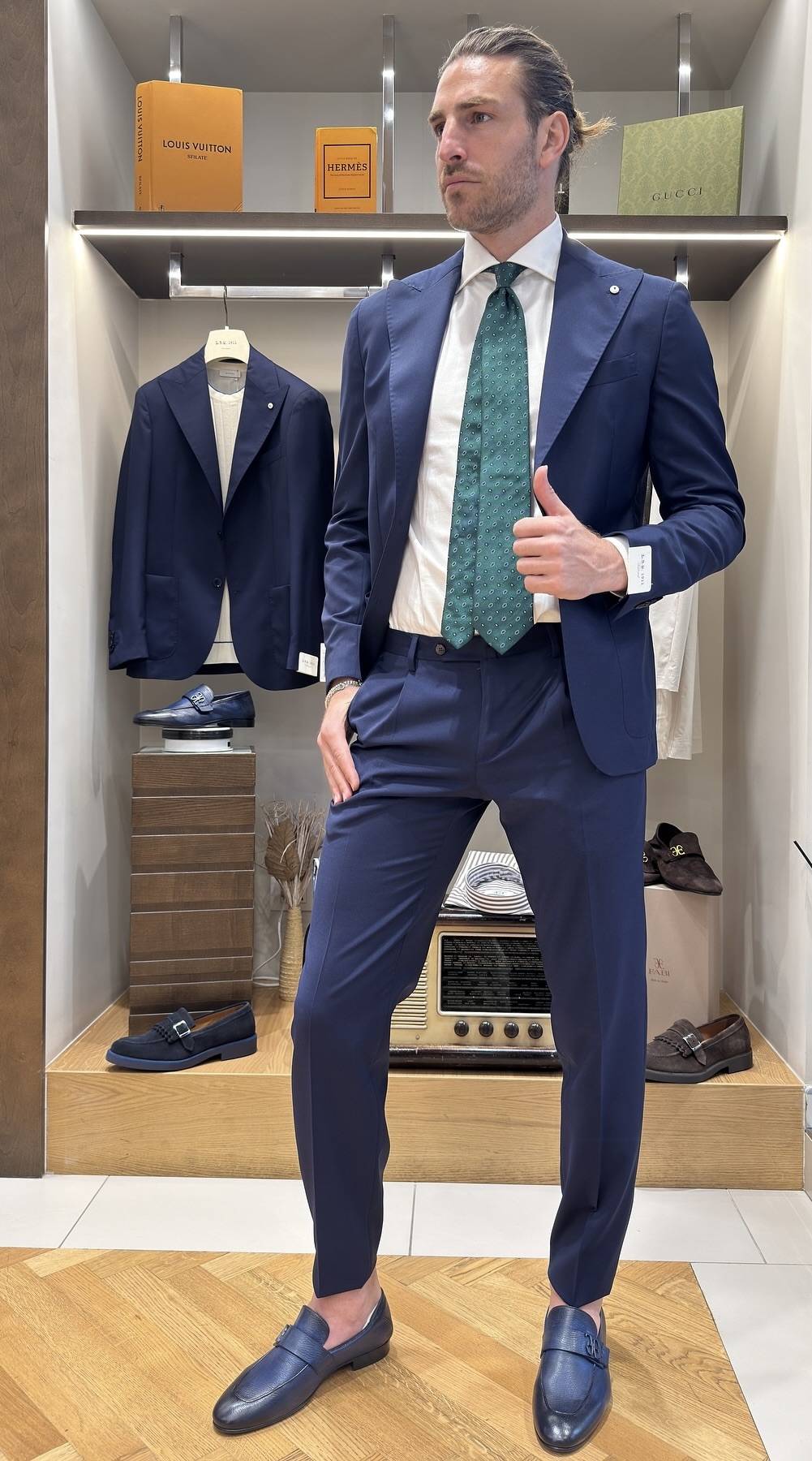 LOOK 5